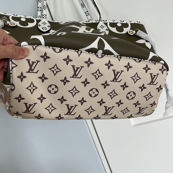 Fashion Tote Bag - Picture 6 of 6